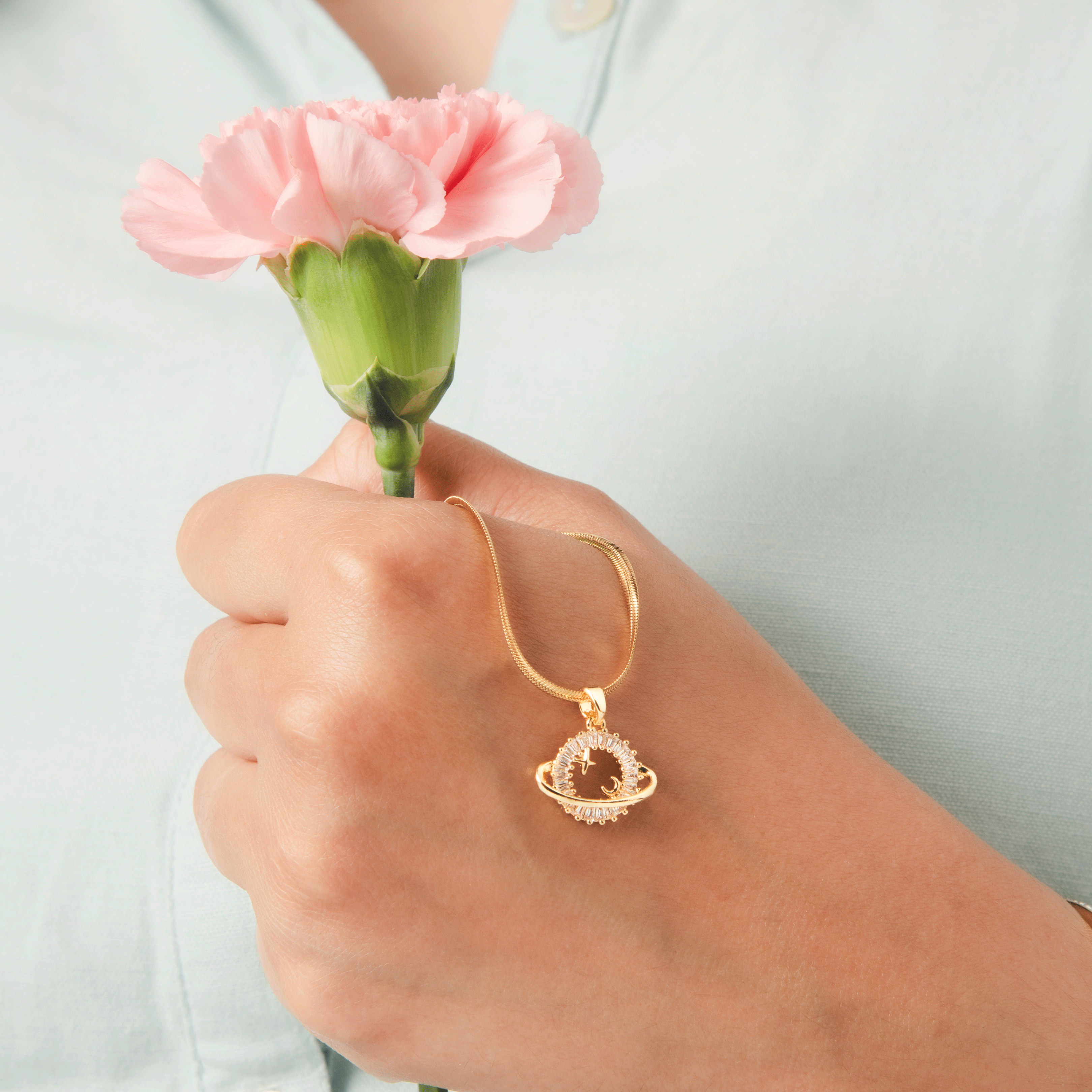 Shimmer Reign Necklace